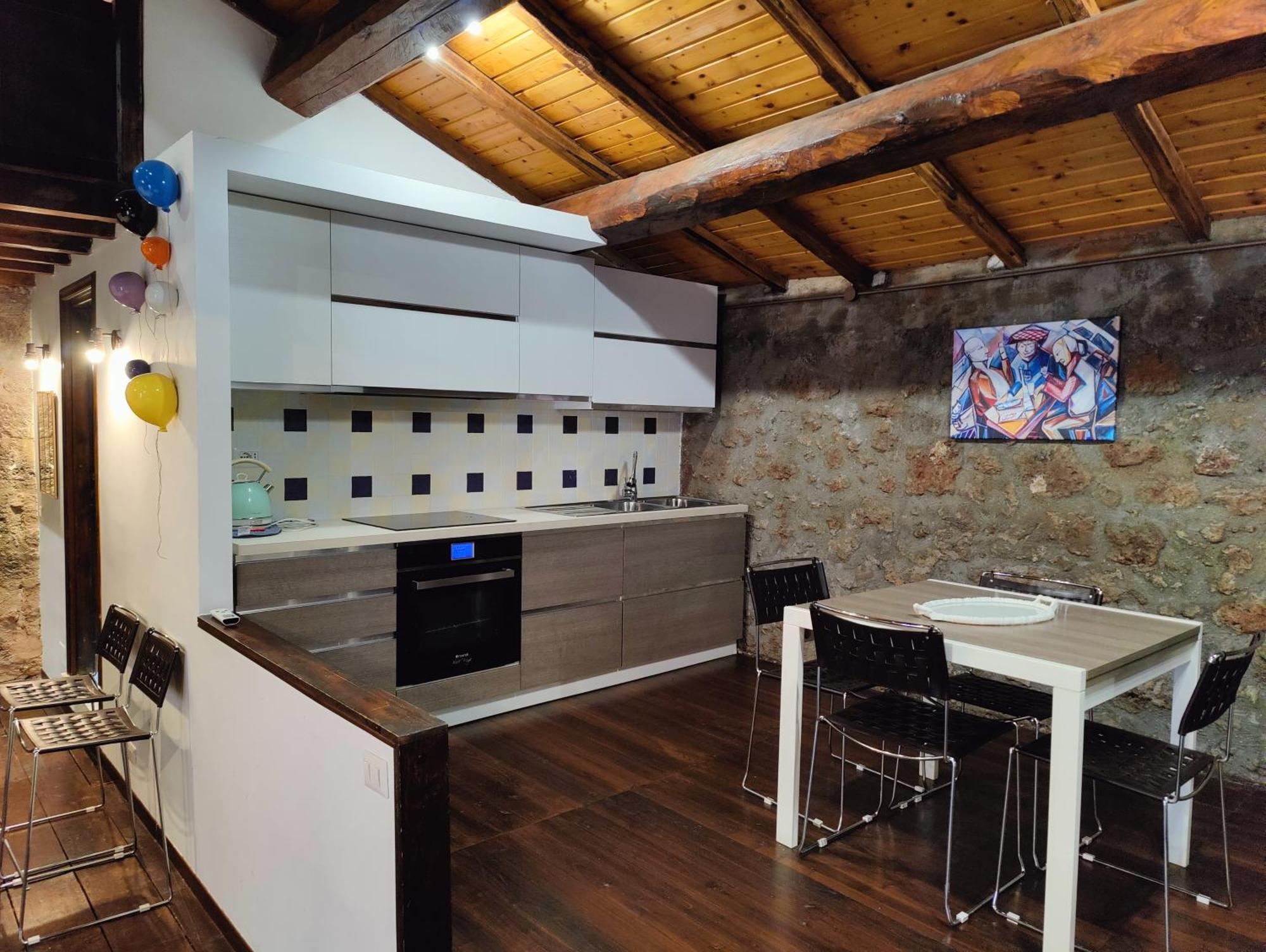 Maestosa Roccaforte Dei Principi, 3 Piani Tutti Per Voi! Sutri Exterior foto