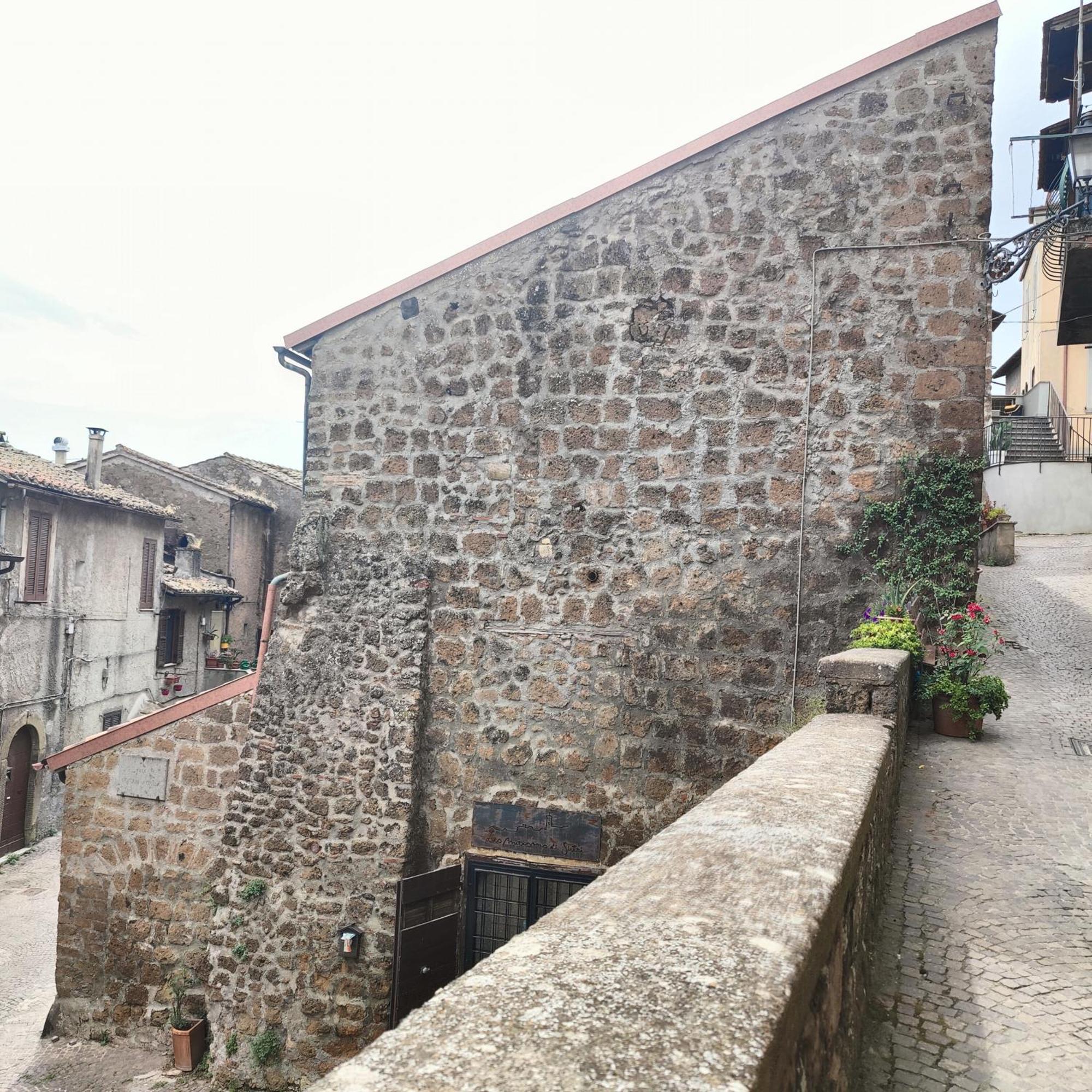 Maestosa Roccaforte Dei Principi, 3 Piani Tutti Per Voi! Sutri Exterior foto